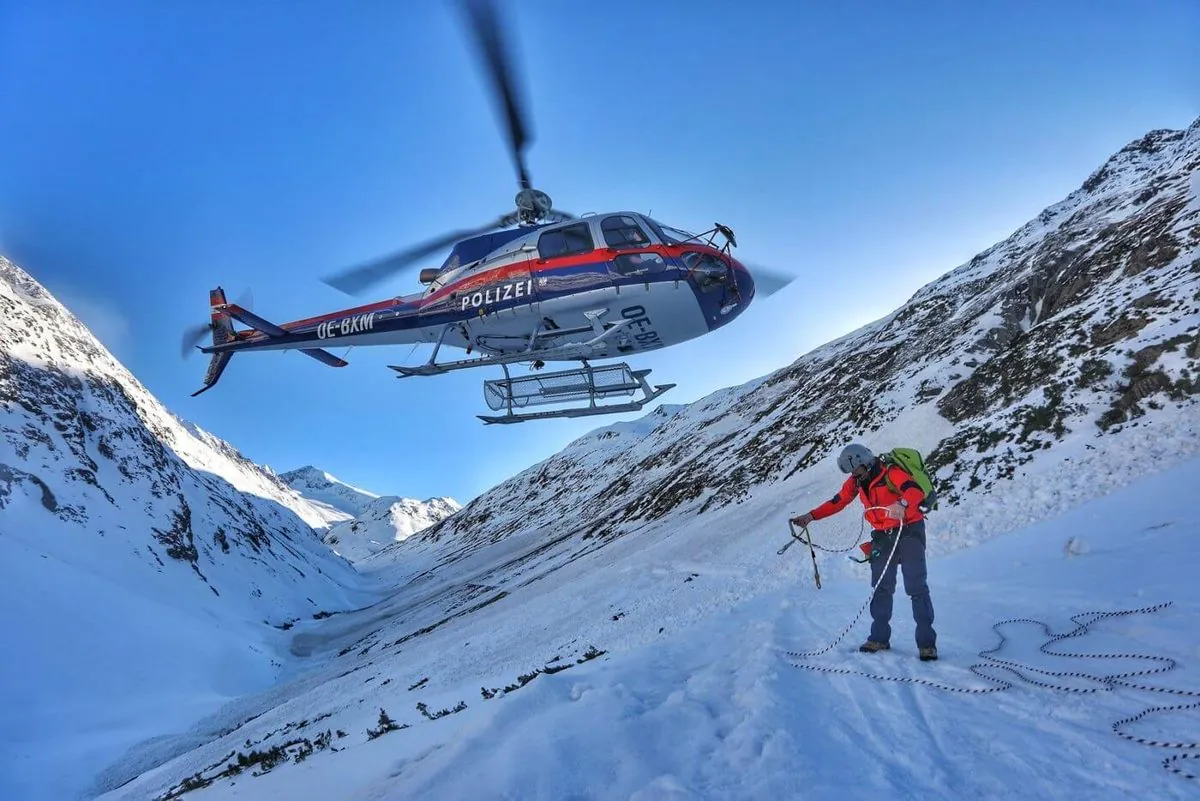 dramatische-rettung-deutsche-wanderin-sturzt-300-meter-in-tiroler-alpen