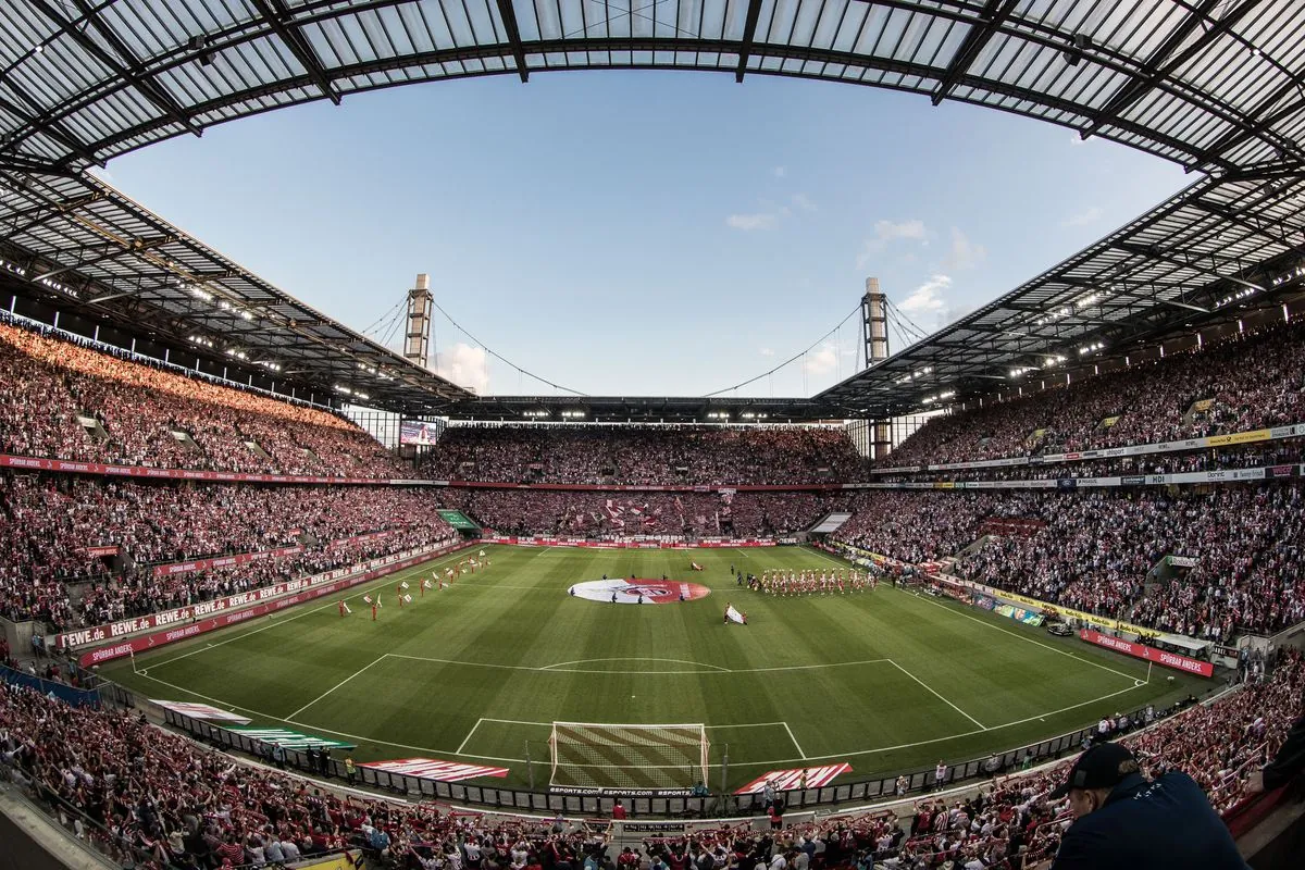 1-fc-koln-ehrgeizige-plane-trotz-zweitklassigkeit