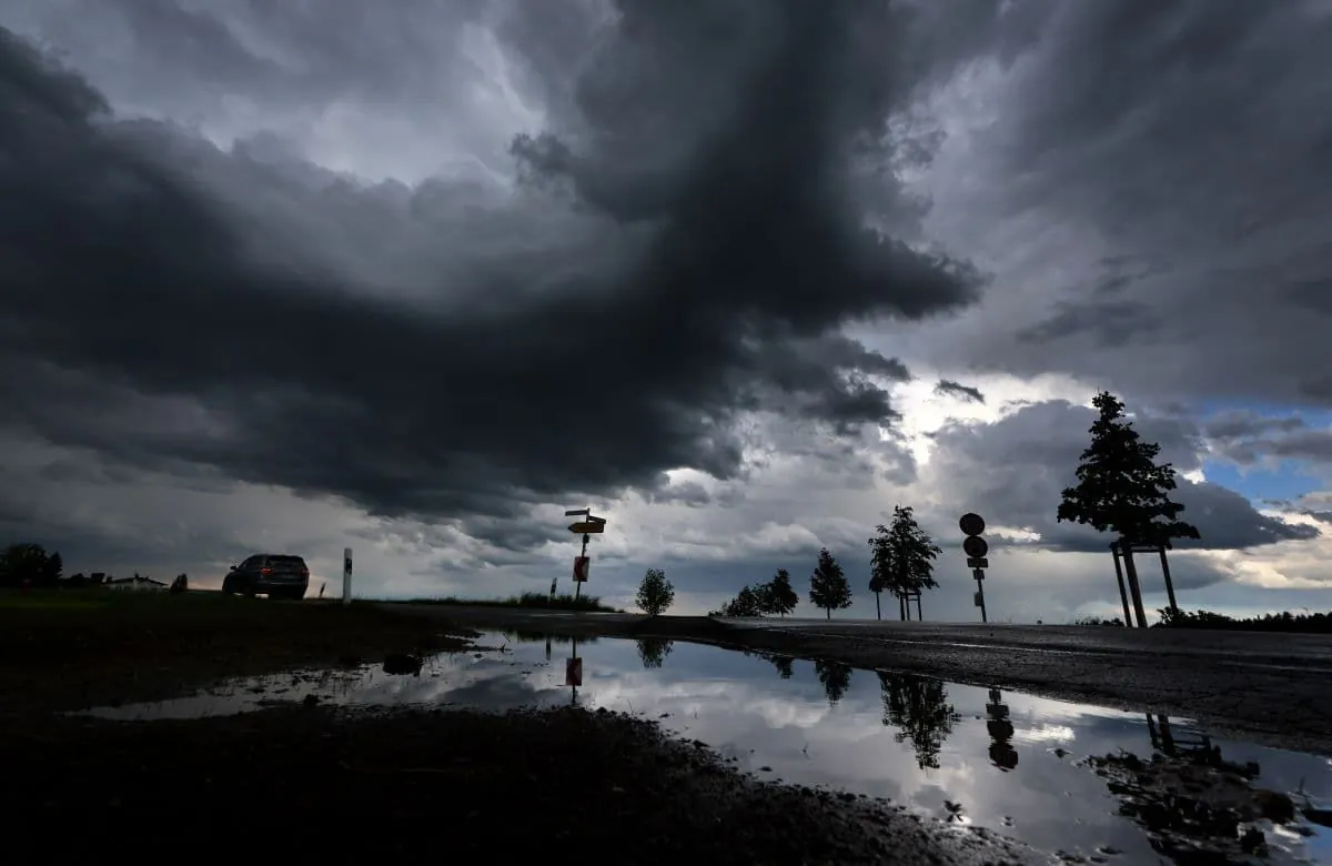 Unbeständiges Wetter: Tiefdruckgebiet bringt Regen und Wind nach Deutschland