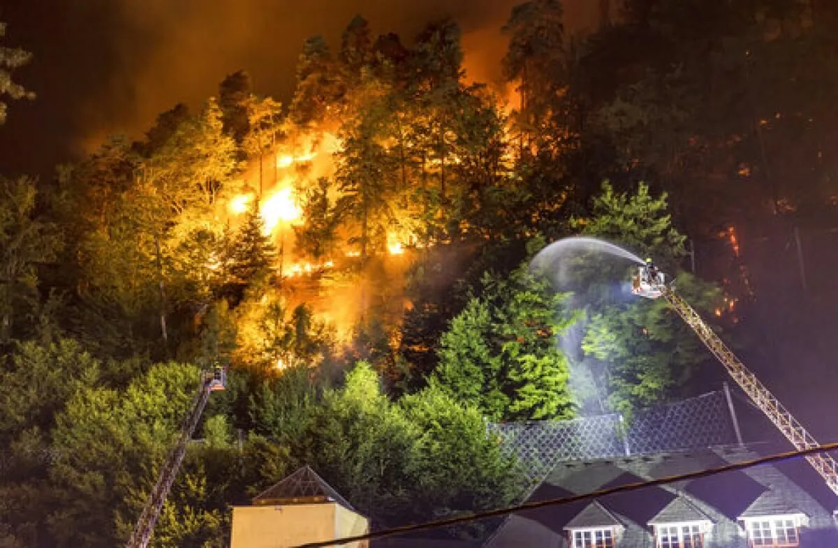 todlicher-wohnhausbrand-in-syke-ein-toter-und-vier-verletzte