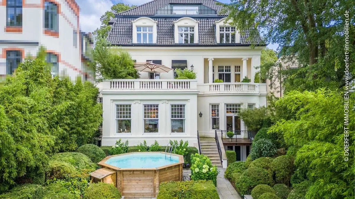 luxusvilla-an-der-alster-historisches-juwel-fur-30-millionen-euro