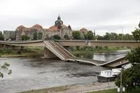 Teileinsturz der Carolabrücke in Dresden: Abrissarbeiten und Sicherungsmaßnahmen laufen