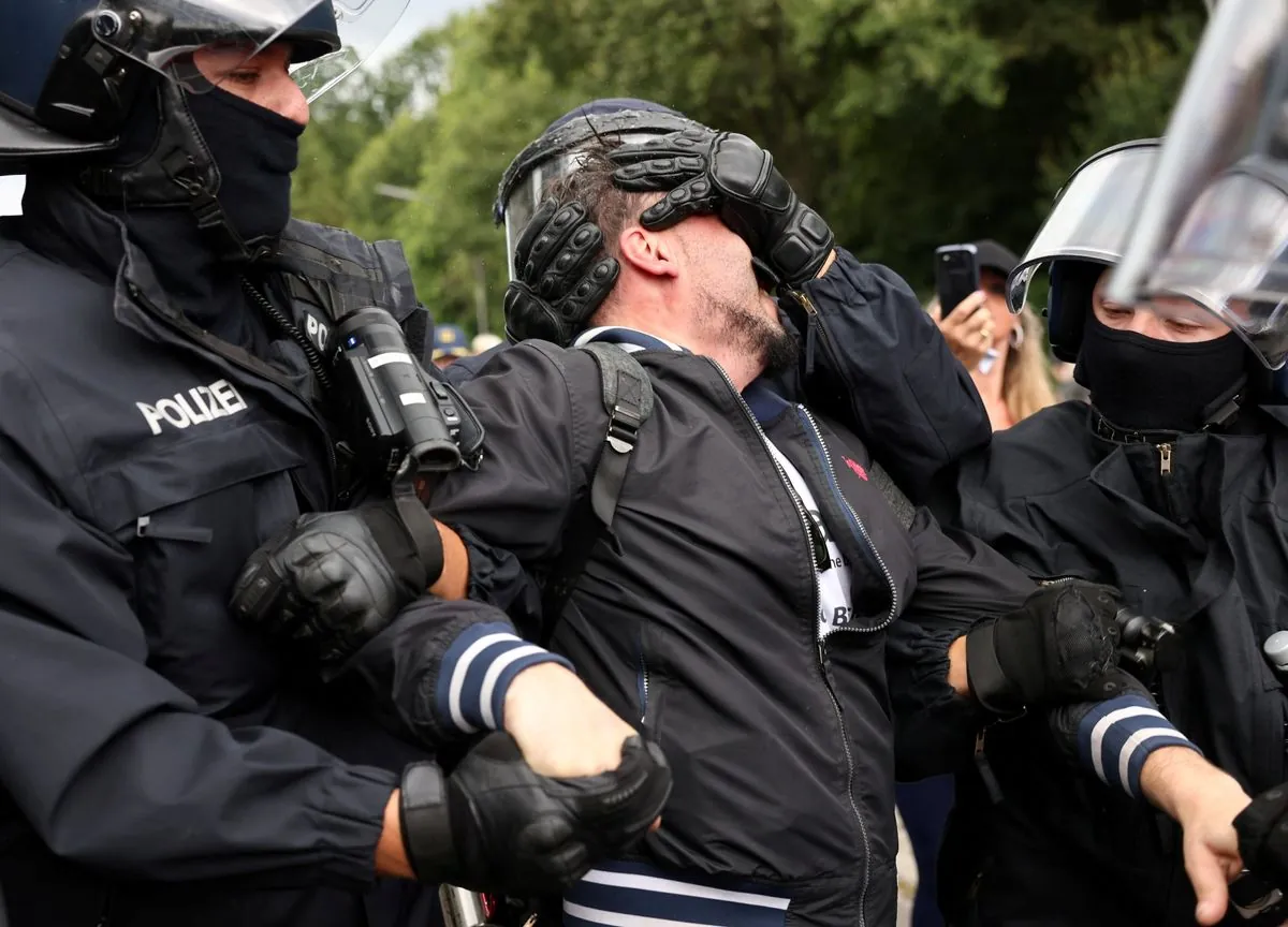 Berliner Polizei im Großeinsatz: Proteste zum Hamas-Angriff-Jahrestag