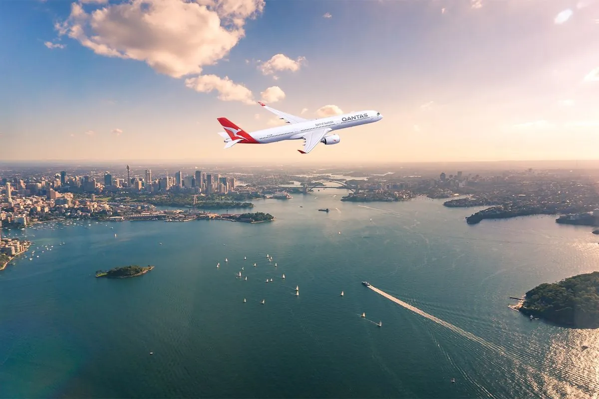 Qantas entschuldigt sich für unbeabsichtigte Filmvorführung auf Tokio-Flug