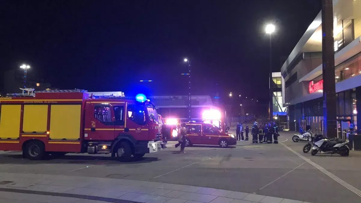 Schockierender Vorfall in Rennes: Kind im Auto angeschossen