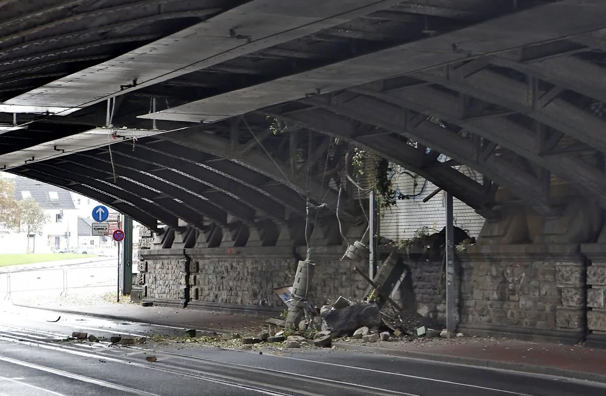 Kaputte Brücke legt wichtige Pendlerstrecke zwischen Köln und Düsseldorf lahm