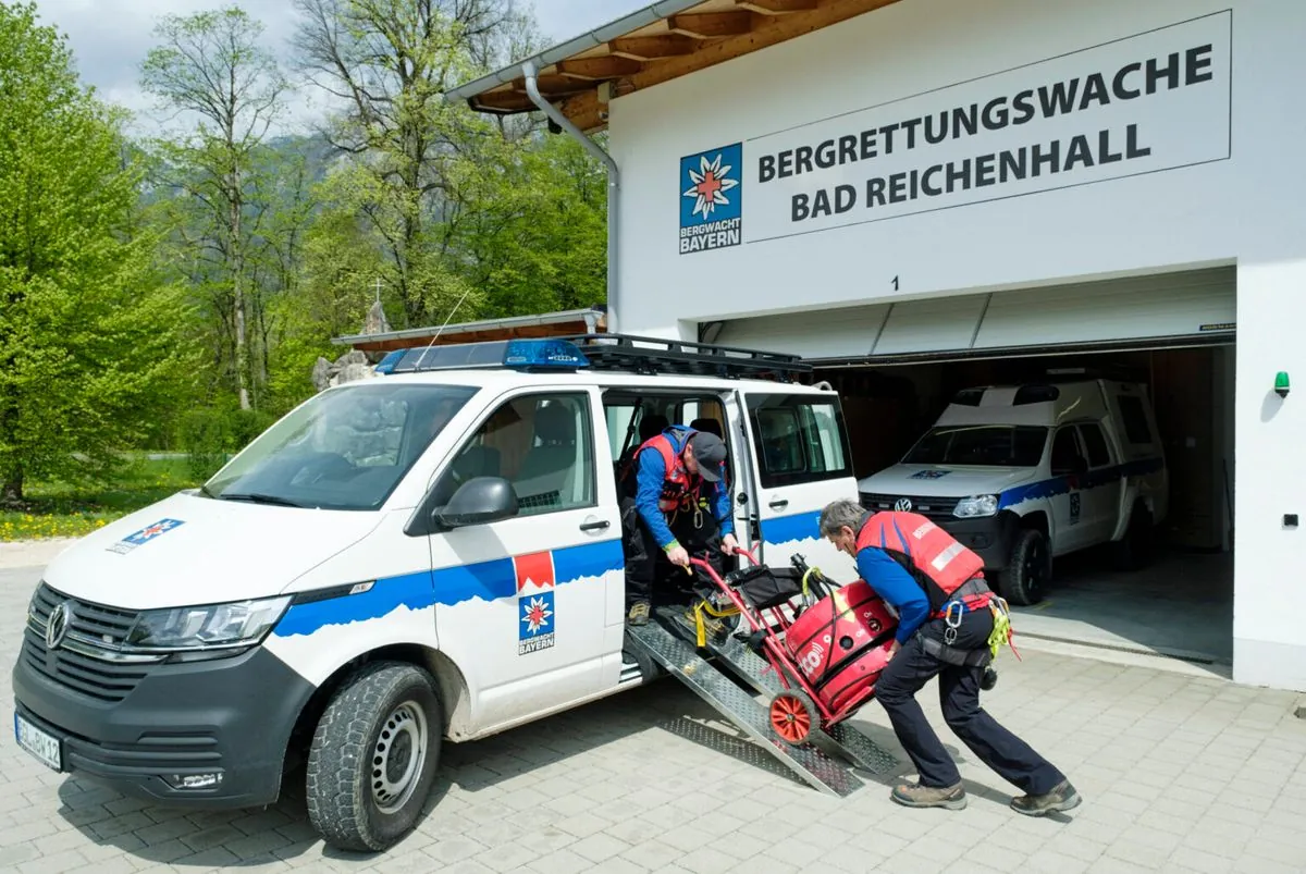 Dramatische Familientragödie in Bayern: Polizei sucht nach vermisster Tochter